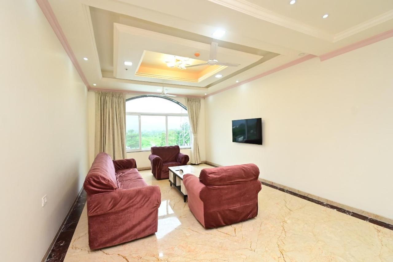 Vedika Garden Hotel Lonavala Exterior photo